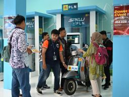 Kunjungi _Booth_ PLN di IIMS 2024, Penggiat Otomotif Sebut Infrastruktur EV Kian Masif