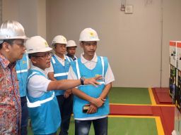 Momentum Peningkatan Layanan Kelistrikan, PLN Sambung Listrik 230 Pelanggan di Jakarta