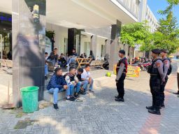 Puluhan Polisi Patroli Cegah Konvoi Kelulusan Sekolah di Jombang