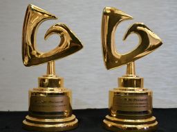 Komitmen Jalankan Bisnis Berkelanjutan, PLN Sabet Dua Penghargaan ESG