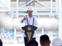 Dukung Hilirisasi, PLN Listrik Andal Untuk Smelter Freeport Yang Baru Diresmikan Presiden Jokowi