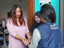 Dukung Pencegahan Stunting, PLN Berdayakan Peternak Ayam Petelur di Kabupaten Malang