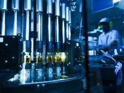 Tahun Baru, PLN dan Bio Farma Bersinergi Raih Sertifikasi WHO