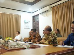 Percepat Proyek Strategis Nasional, PT PLN (Persero) UIP JBTB Intensifkan Audiensi dengan Pemprov Jatim di Bulan Ramadan
