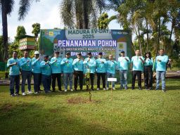 PLN Icon Plus Jatim Dukung dan Sukseskan Penyelenggaraan Madura EV Day 2025
