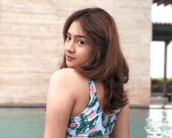 Asiknya Bersepeda Sambil Mencari Bubur