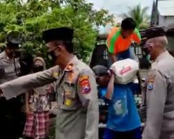 Polri Peduli, Mbah Karmaen Penderita Stroke Mendapat Bantuan Rehap Rumah dan Kursi Roda dari Polresta Mojokerto