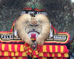 Lestarikan Budaya Kearifan Lokal, Seniman Rog Simo Joyo Katong Gelar Pagelaran Seni. 