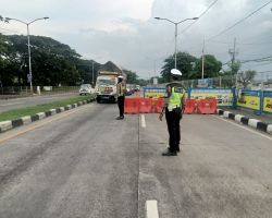 Kasatlantas Polres Tanjung Perak Jelaskan Terkait Dua Anggotanya Lakukan Operasi di Suramadu