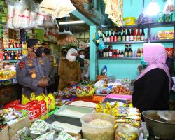 Tak Mau Warga Kesulitan, Kapolri: Jangan Lagi Terjadi Kelangkaan Minyak Goreng Curah