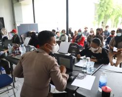 Polres Mojokerto Salurkan Bantuan BPTKLWN ke 6000 Pedagang Mikro