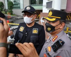 Tim Labfor Polda Jatim Lakukan Olah TKP Kebakaran Tunjungan Plaza 5 Surabaya