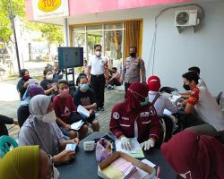 Percepatan Vaksinasi, Polres Bojonegoro Buka Gerai Vaksin di Supermarket
