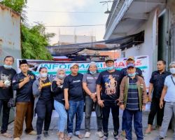 Keluarga Besar Media Informasi Phatas Bagi2 Takjil Di Bulan Suci Ramadhan