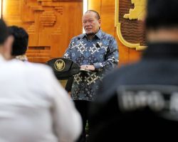 Masih Ada Warga Hidup di Gubuk Tak Layak, Ketua DPD RI Prihatin