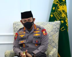 Tinjau Pelaksanaan 1 Juta Vaksinasi Booster, Kapolri Bicara Mudik Sehat dan Nyaman