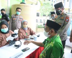 PJU Polda Jatim Cek Vaksinasi di PCNU Gresik