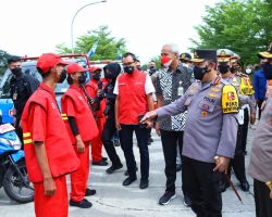 Tinjau Kalikangkung, Kapolri Imbau Pemudik Tak Paksakan Berkendara dalam Kondisi Lelah Demi Keselamatan