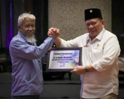 Hadiri Diskusi APIB, LaNyalla Dapat Penghargaan Pejabat Pro Rakyat