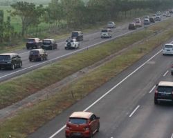 Warga Apresiasi Polisi Terapkan One Way Saat Arus Mudik: Aman, Nyaman dan Lancar