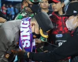 Pengamanan Sepak Bola di Malang Berhasil,Aremania Apresiasi Polri