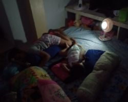 Warga Mengeluh 12 Jam Wilayah Kecamatan Sarang Listrik Padam