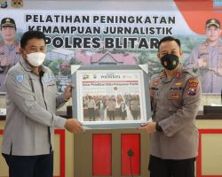 Meningkatkan Kemampuan Bidang Pemberitaan Polres Blitar Menggelar, Sinau Jurnalistik.