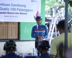 Tingkatkan Taraf Hidup Masyarakat Kurang Mampu, PLN Berikan Bantuan Biaya Penyambungan Listrik Gratis