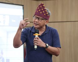 Rocky Gerung Sebut People Power Alat Uji Kedaulatan Rakyat