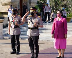 Beri Penghormatan ke TMP Kalibata, Kapolri Lanjutkan Semangat Pahlawan Wujudkan Indonesia Emas