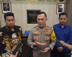 Pelaku Penusukan Istri dan Anak Akhirnya Menyerahkan Diri ke Polres Malang