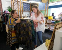 Batik Berkah Binaan PLN dari Jambi Tampil di Tong Tong Fair 2022 Den Haag, Belanda