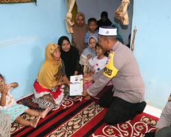 Polres Pasuruan Kota Berikan Santunan untuk Keluarga Korban Tragedi Kanjuruhan