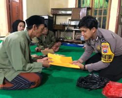 Polda Jatim Salurkan Tali Asih Kepada Keluaga Korban Insiden Kanjuruhan