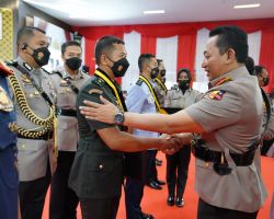 Tutup Dikreg Sespim Polri, Kapolri: Jangan Takut dan Ragu Lakukan Hal Terbaik untuk Masyarakat 