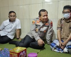 Turut Berduka, Kapolda Jatim Kunjungi Rumah Keluarga Tragedi Kanjuruhan di Kota Malang