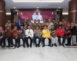 Kapolda Jatim Silaturahmi dan Diskusi Bersama Rektor se-Jatim Membahas Penanganan Narkoba dan Tragedi Kanjuruhan