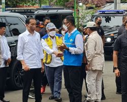 Presiden Tinjau Posko RS Sayang Cianjur, Pastikan Logistik Hingga Pasokan Listrik PLN Aman