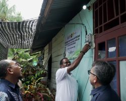 Bantuan Pasang Baru Listrik PLN, 1.920 Rumah Tangga di Papua Dapat Penerangan Gratis