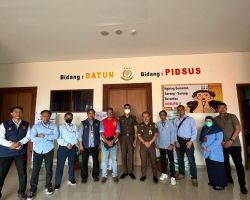 Penyerahan Tersangka dan BB (Tahap II) Perkara Tindak Pidana Bidang Perpajakan