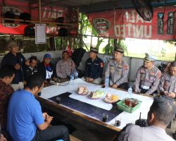 Program Jumat Curhat, Polda Bali Dengarkan Aspirasi Sopir Bus