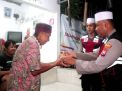 Polres Trenggalek Gelar `Patroli Ronda Sahur`, Bangunkan Warga dan Berbagi Menu Sahur