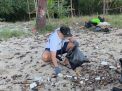50 Milenial BUMN Bersih-Bersih Sampah KTT ASEAN di Labuan Bajo