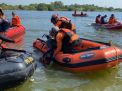 Tiga Korban Perahu Tenggelam di Bengawan Solo, Berhasil Dievakuasi Satpolairud Polres Lamongan dan Tim SAR Gabungan