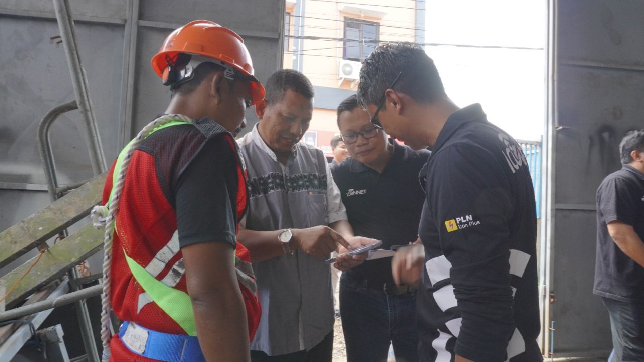 Dekatkan Dengan Pelanggan, Grebek Cluster ICONNET Dilakukan Bersama Jajaran Direksi PLN Icon Plus