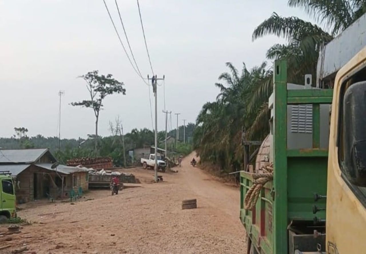 PLN Sukses Realisasikan PMN, Nyalakan 24 Jam Listrik di Wilayah 3T Riau