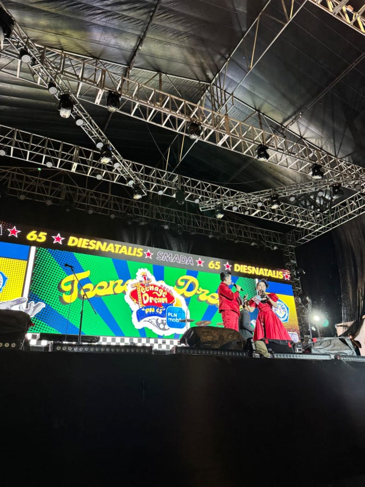 Kolaborasi ICONNET dan PLN Mobile Warnai Dies Natalis ke-65 SMADA Kediri Bertema "Teenage Dream"