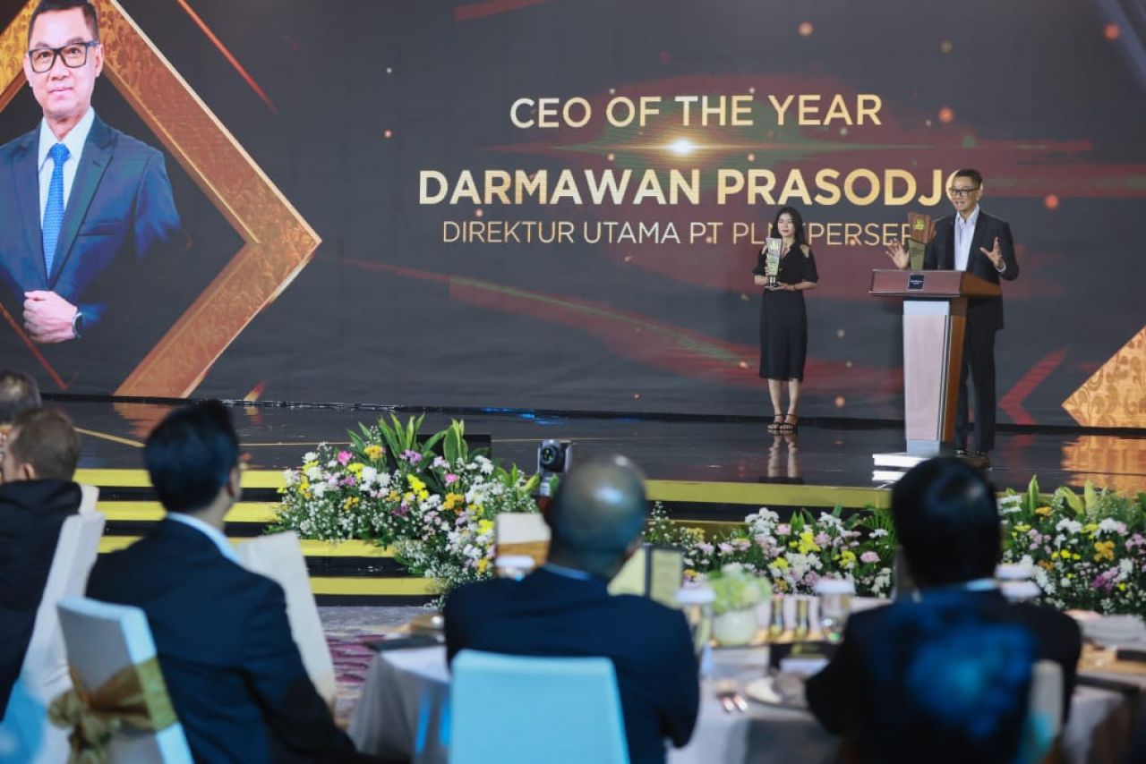 Sambut Nataru: Hattrick! Dirut PLN Darmawan Prasodjo Kembali Dinobatkan Jadi CEO Of The Year 2024