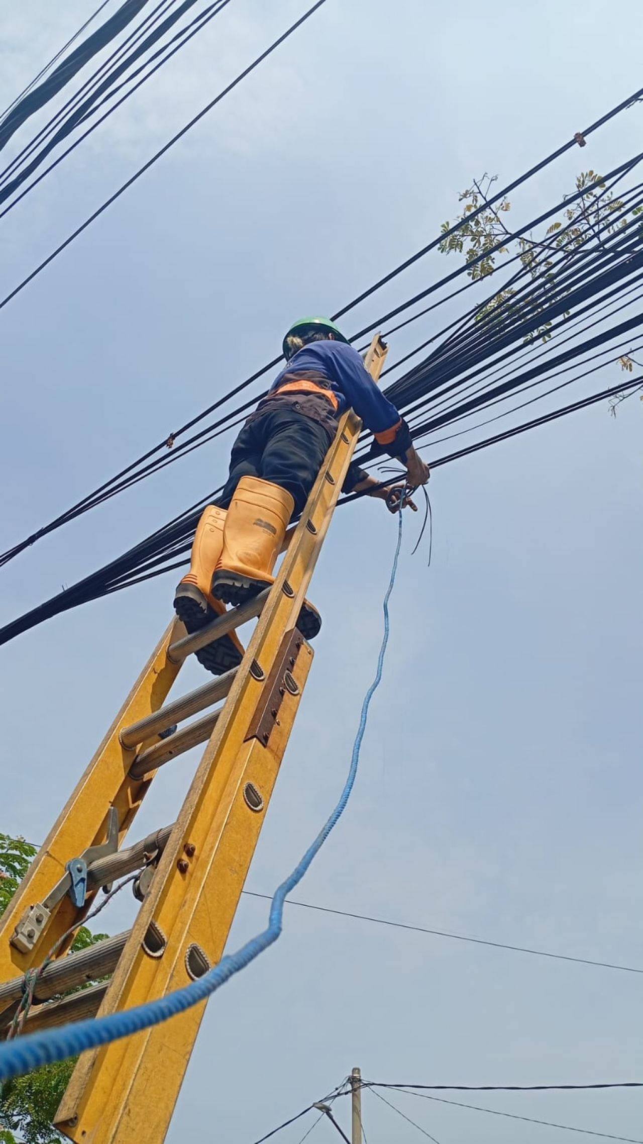 Sinergi PLN Icon Plus dan Pemkot Surabaya Optimalkan Penataan Kabel Udara, Jaga Keandalan Infrastruktur dan Estetika Kota