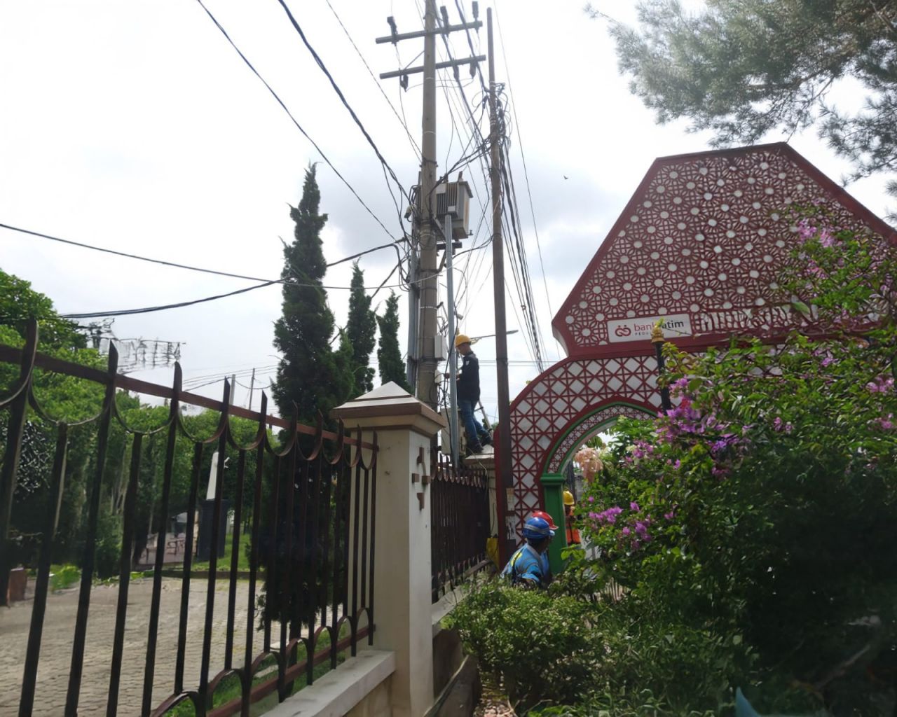 PLN Icon Plus Intensifkan Penertiban Kabel di Kota Madiun, Wujudkan Infrastruktur Digital Andal dan Estetika Kota yang Lebih Baik